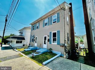322-324 Julian St, Williamstown, PA 17098