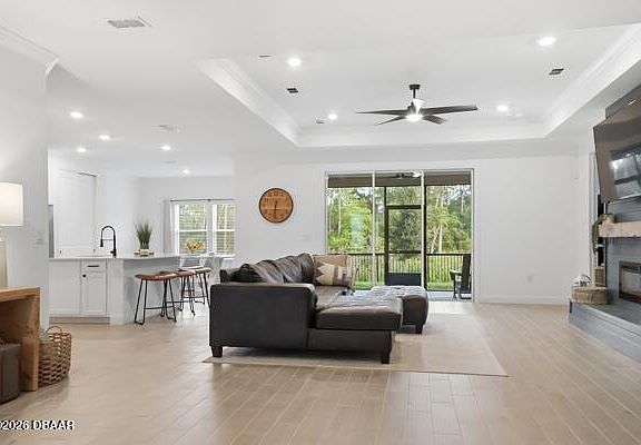 5th image of 2123 Raglan Cir