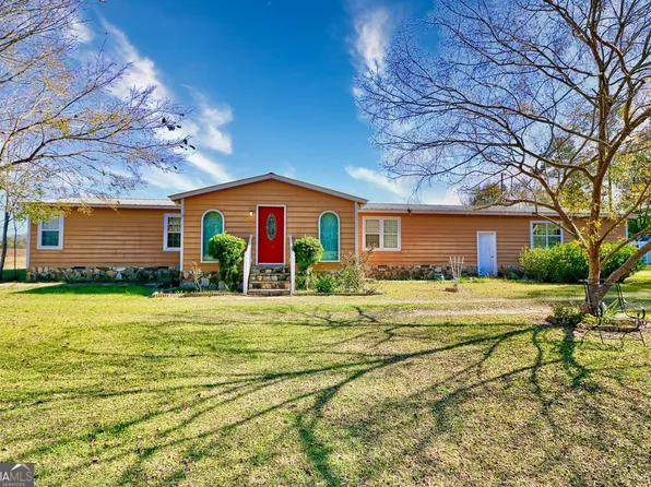 279 Walker Ln, Baxley, GA 31513