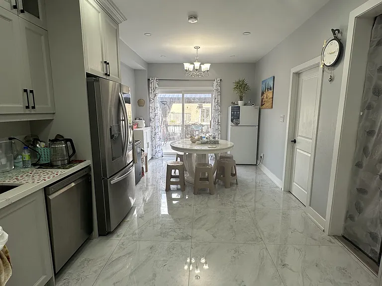 178 Shepton Way — Photo 14