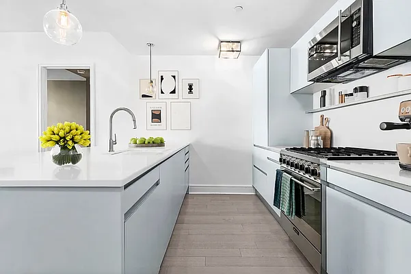 Sold by Compass | media 10