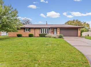 1524 Eaton Dr, Toledo, OH 43614
