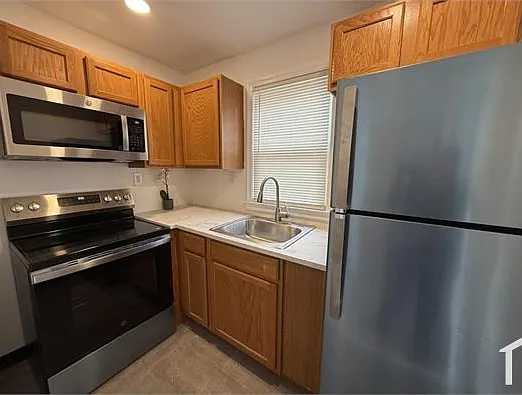 1144 York Rd — Photo 5