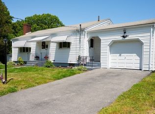 9 Roc Fall Rd, Hingham, MA 02043