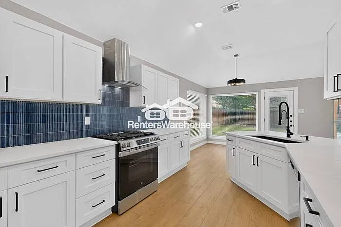 2505 Caprock Cv — Photo 17