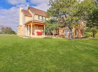 385 Stonegate Dr, Johnson City, TX 78636