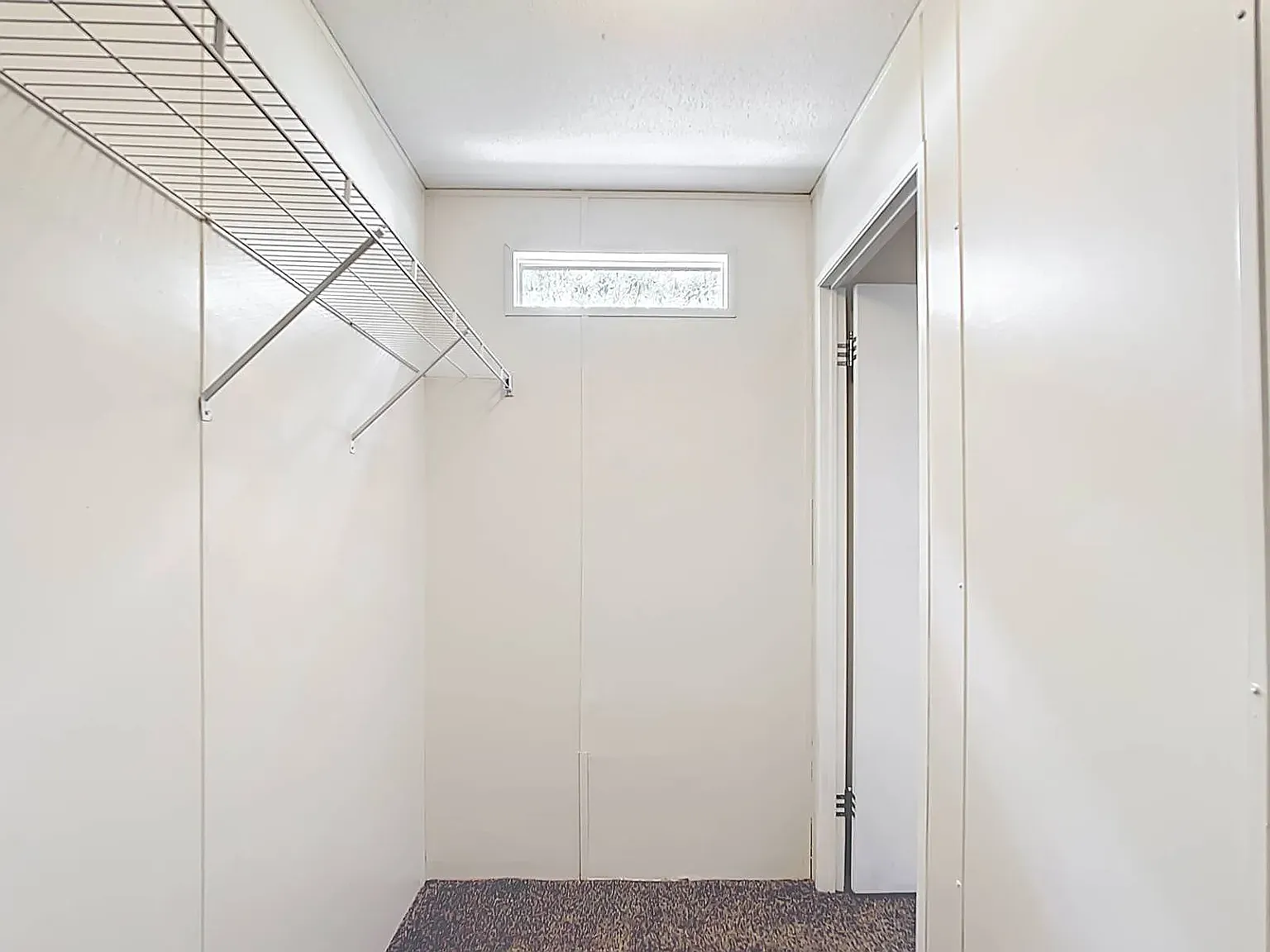 2 bed, 1216 sqft, $1,350 — Photo 2