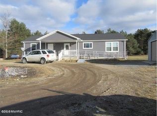 1599 N Thornapple Ave, White Cloud, MI 49349