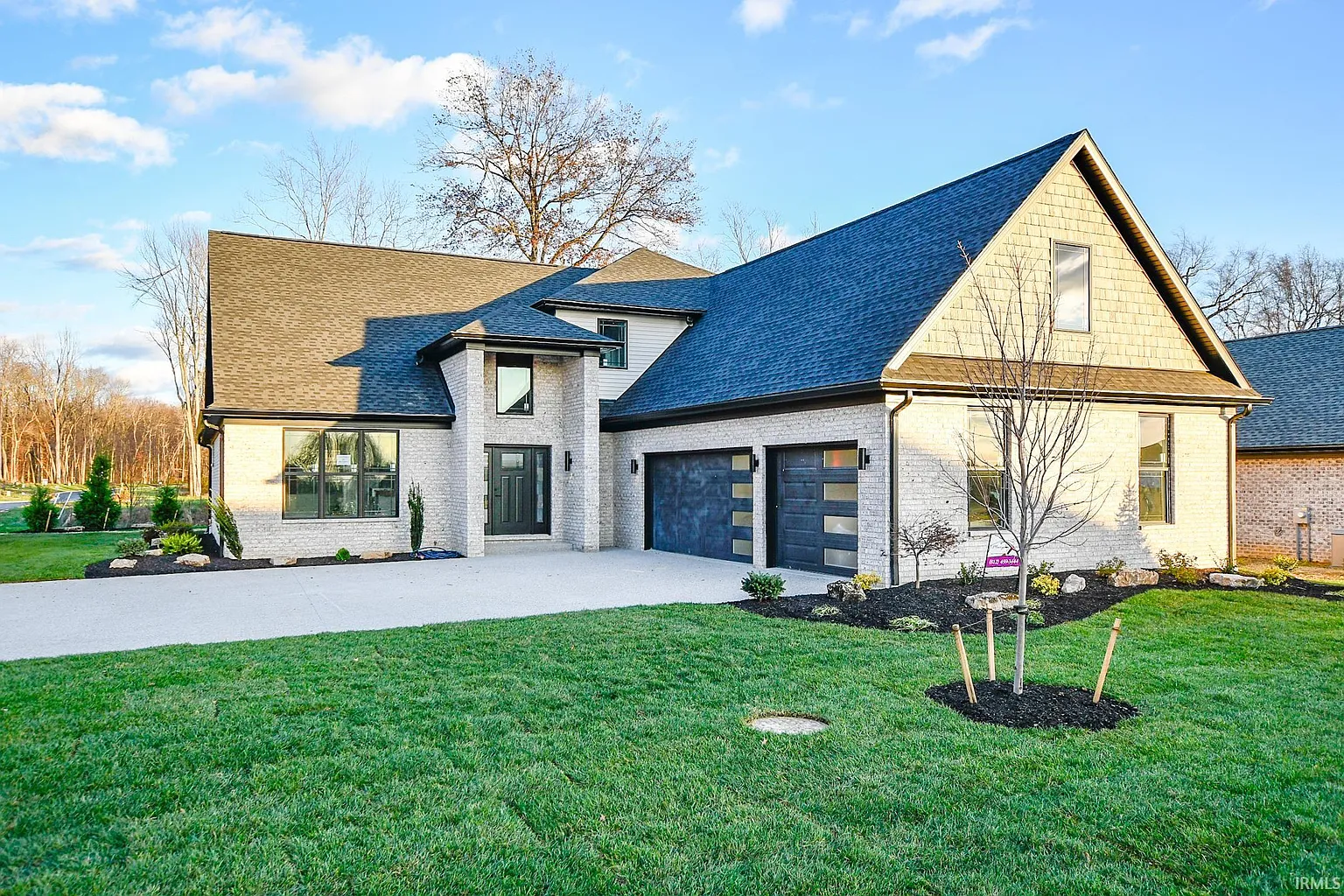 10143 Gallop Way photo 1