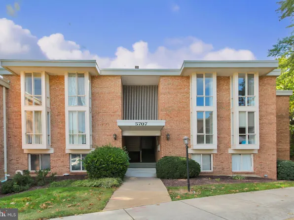 5707 Indian Ct #32, Alexandria, VA 22303