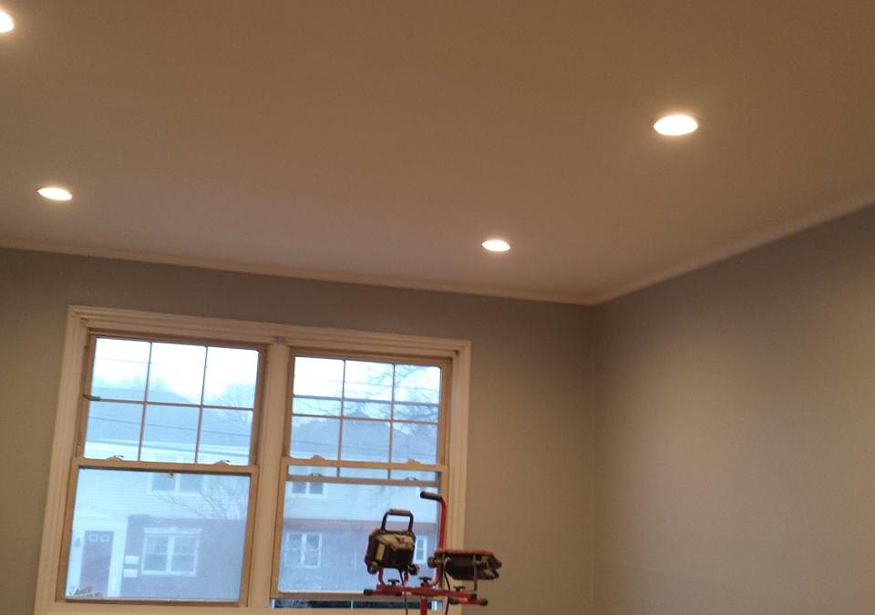living room with recess lighting