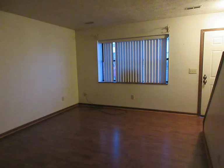 203 Palmer Dr — Photo 8