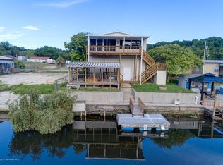 6372 Bear Trl, Weeki Wachee, FL 34607