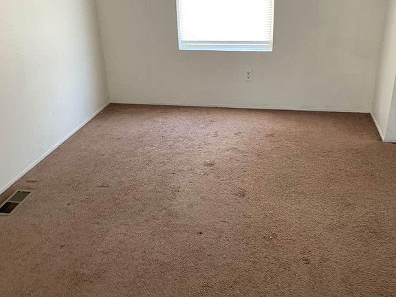 5th image of 2671 W Yale Ave