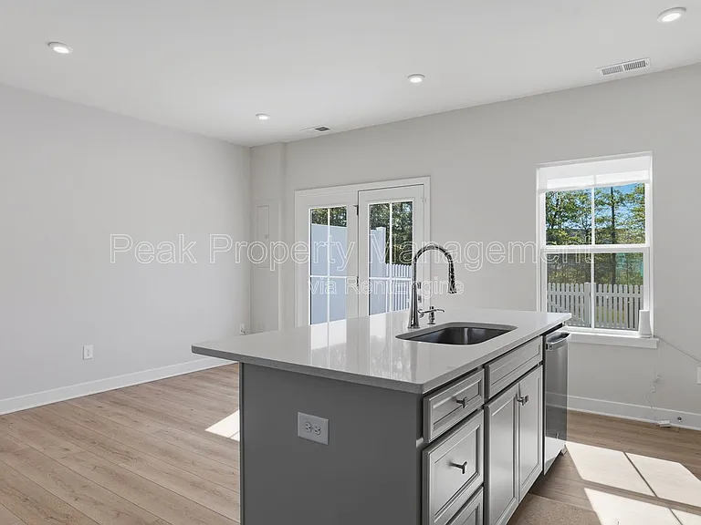 237 Orange Blossom Run — Photo 11