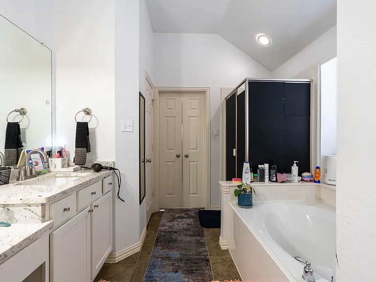 2324 Crestridge Dr — Photo 23