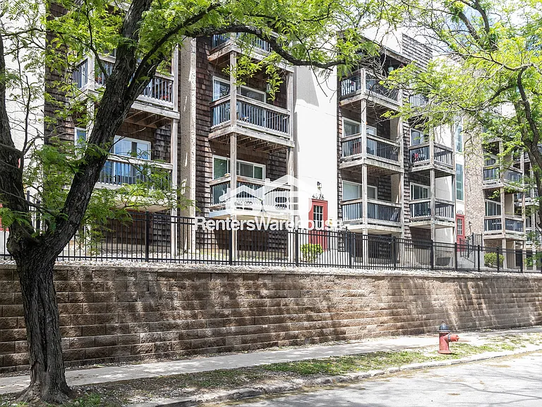 4524 Holly St #22 — Photo 27