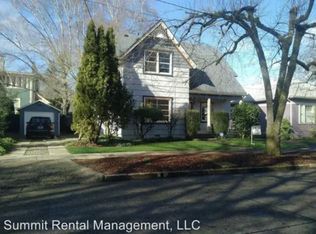 235 15th St NE, Salem, OR 97301