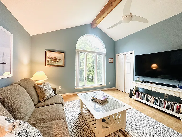 40 Hilltop Rd — Photo 7