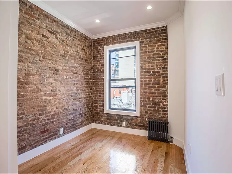 309 E 75th St #27 — Photo 4