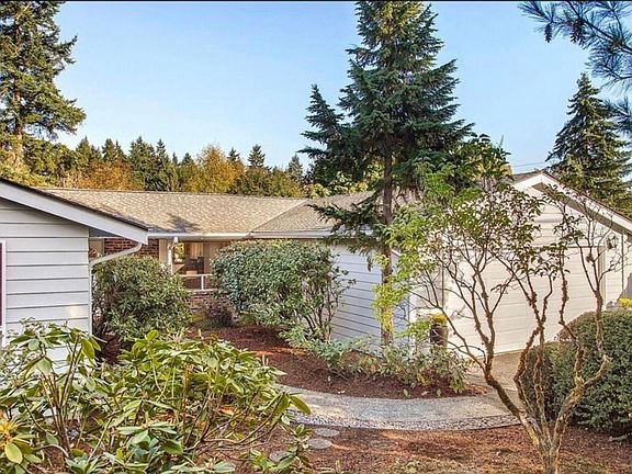 2nd image of 406 130th Ave SE