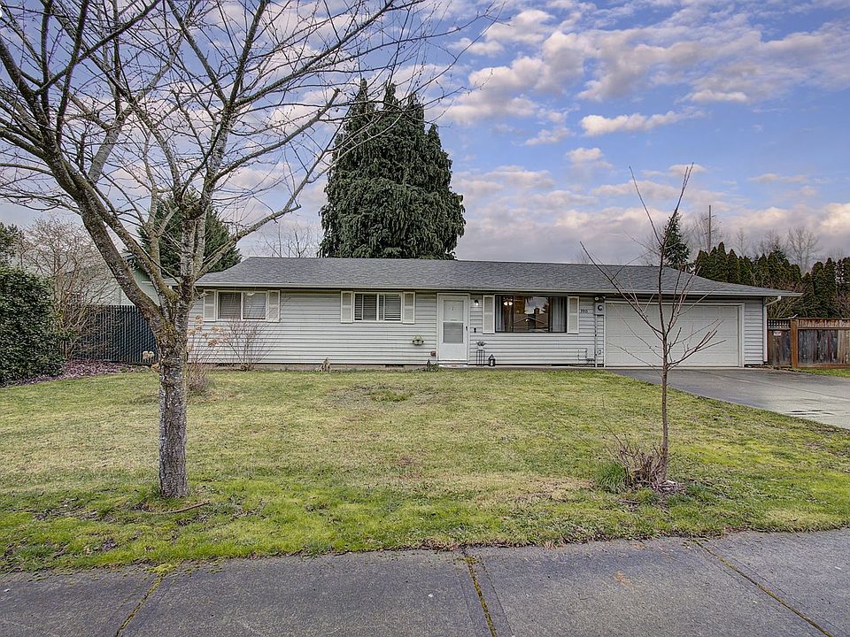 1st image of 3915 NE 137th Ave