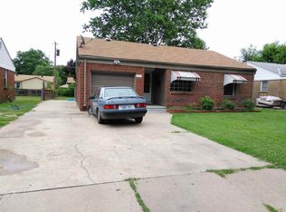 2332 S Chautauqua Ave, Wichita, KS 67211