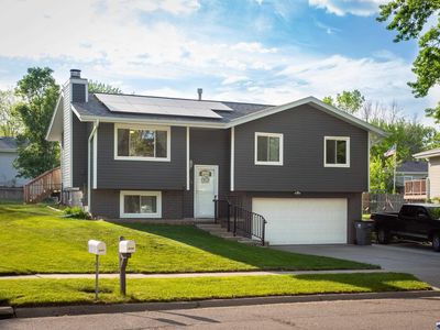 6155 NW 10th St, Lincoln, NE, 68521