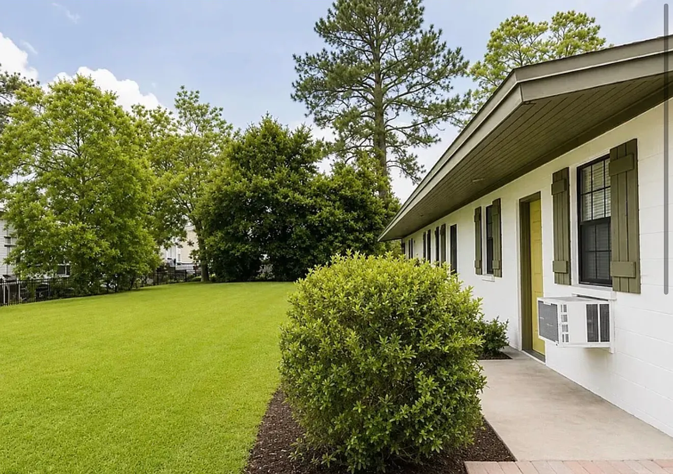 3603 Morton St — Photo 1