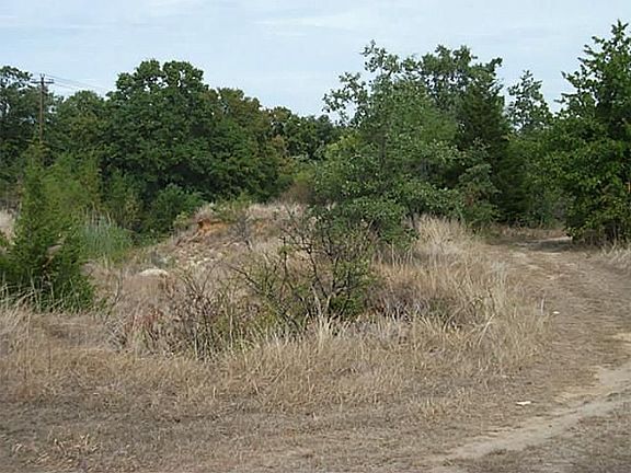 2nd image of 1679 County Road 3555