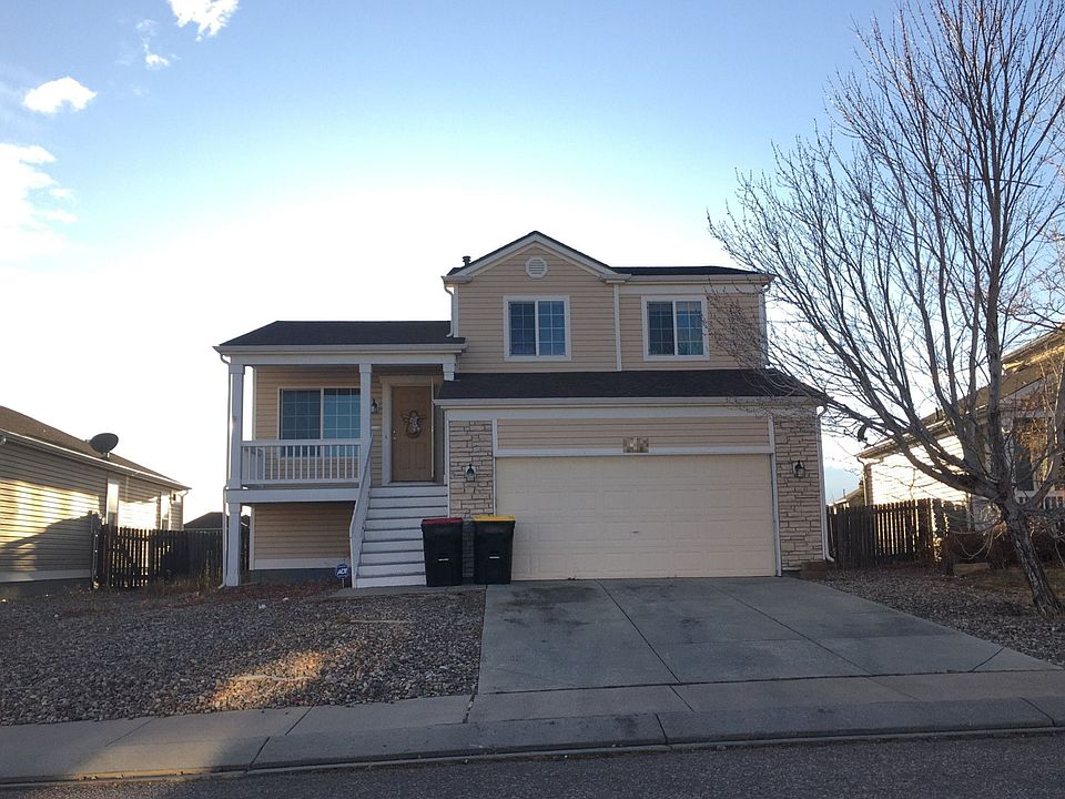 1st image of 6704 Harvey Ln