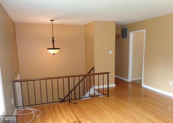 5th image of 9299 Windsor Dr