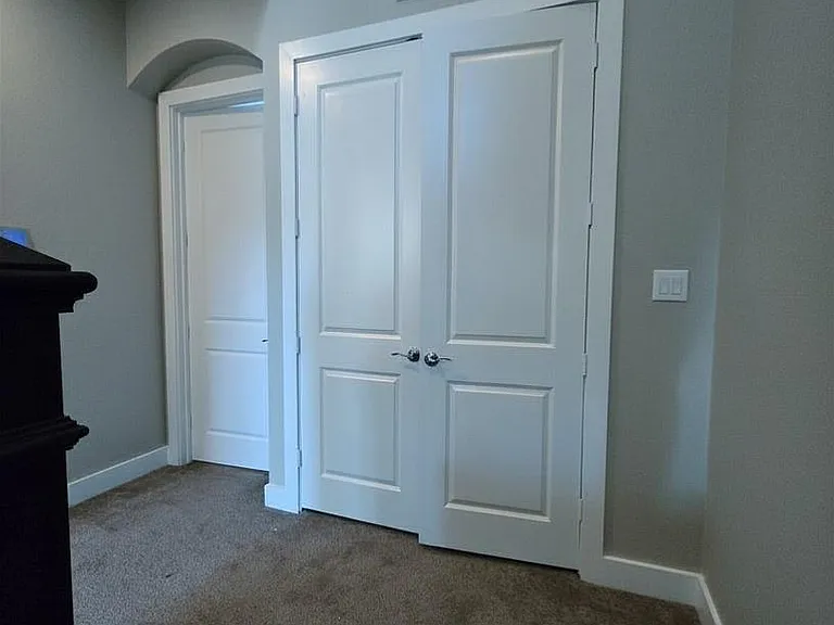 2705 Kennedy St — Photo 17
