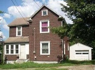 38 McClure St, Struthers, OH 44471