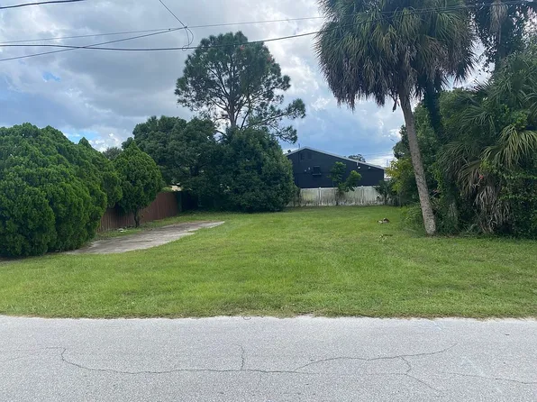 6514 Celeste Ln, New Port Richey, FL 34653