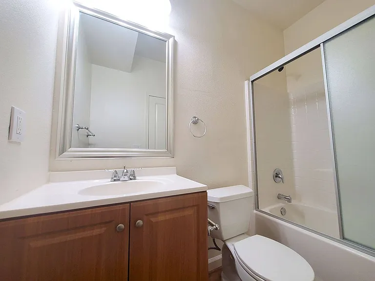 12550 Laurel St — Photo 8
