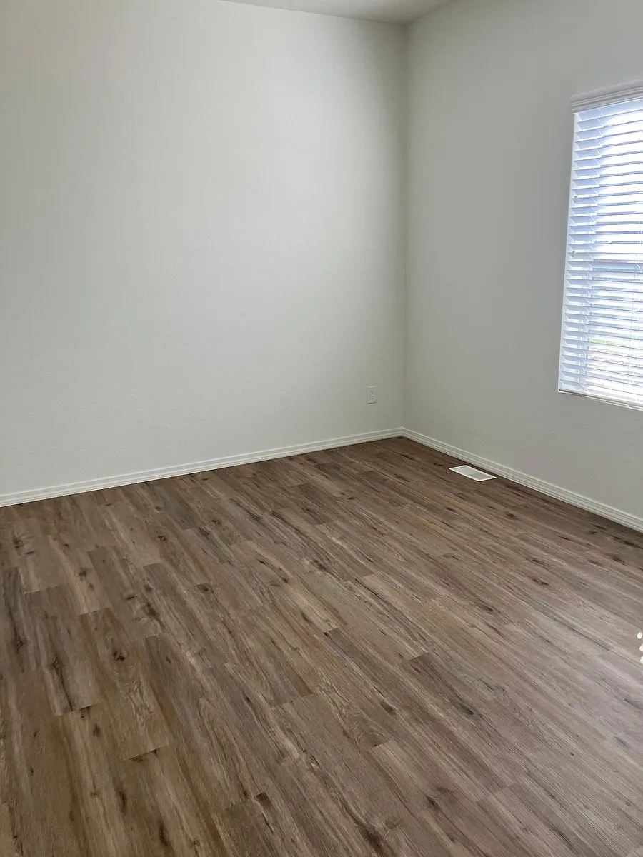 Building Photo - 4307 Loma Paseo