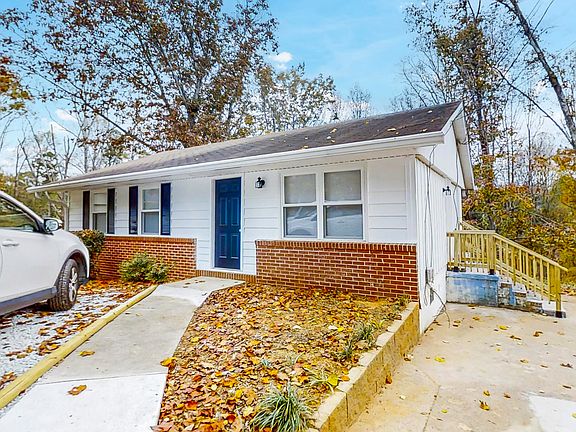 Cute and Cozy recently renovated with hardwood floors.