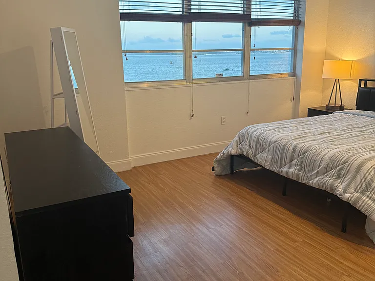 801 Brickell Bay Dr #470 — Photo 40