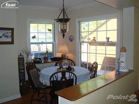 4th image of 1113 Kensington Ave