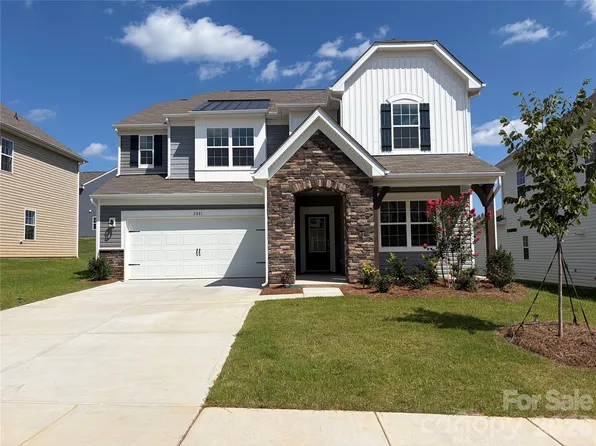 2081 Morning Gold Dr, Maiden, NC 28650