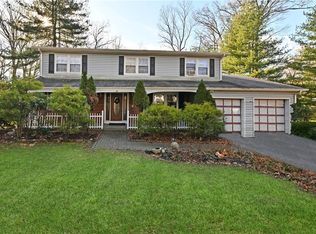 4 Eastbourne Dr, Spring Valley, NY 10977