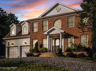 1478 Clover Rd, Long Pond, PA 18334