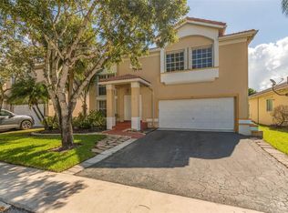 161 Granada Ave, Weston, FL 33326