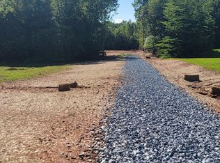 24 Down Creek Rd, Brookneal, VA 24528