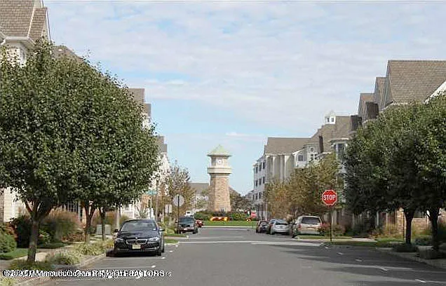 27 Grant St — Photo 23