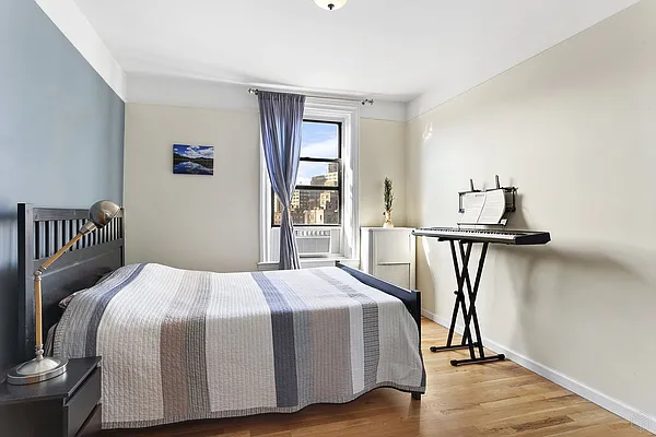 Rented by Halstead Real Estate | media 33