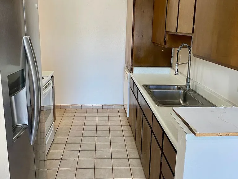 200 S Old Litchfield Rd #3 — Photo 7