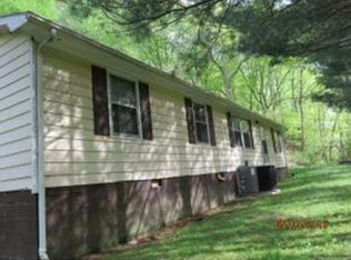 205 Browning Holw, Clintwood, VA 24228