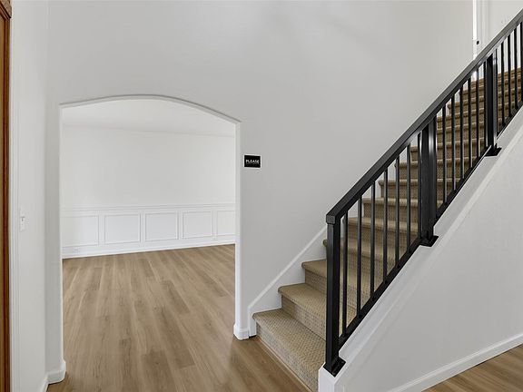 2nd image of 34822 56th Avenue S